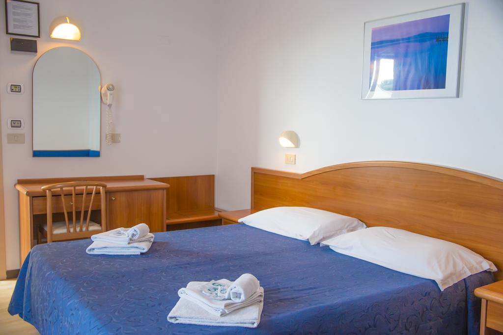 Ciccio Hotel 米萨诺阿德里亚蒂科 外观 照片