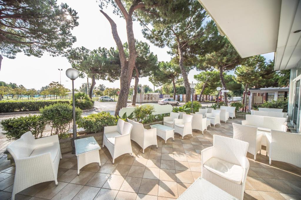 Ciccio Hotel 米萨诺阿德里亚蒂科 外观 照片