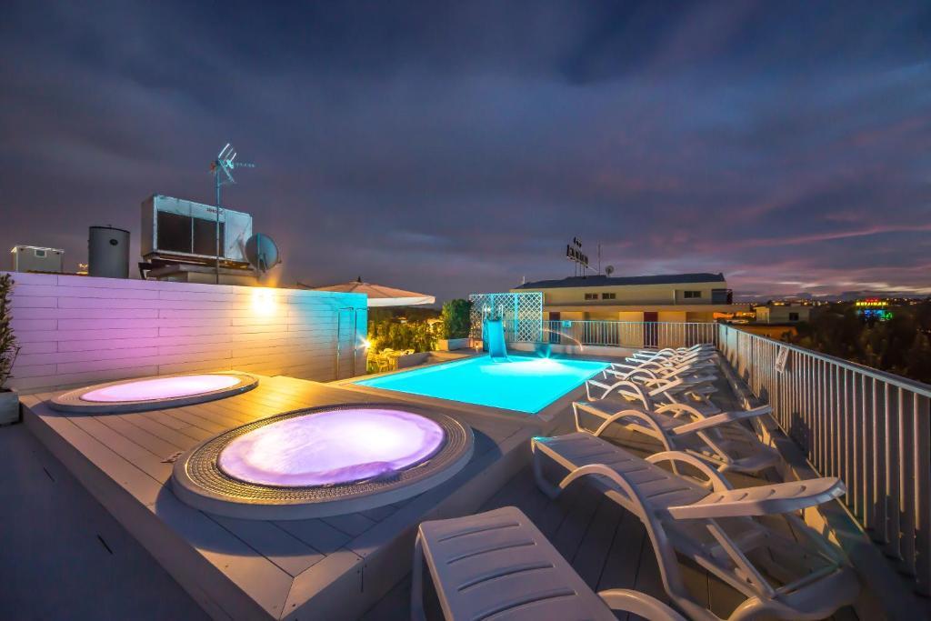 Ciccio Hotel 米萨诺阿德里亚蒂科 外观 照片